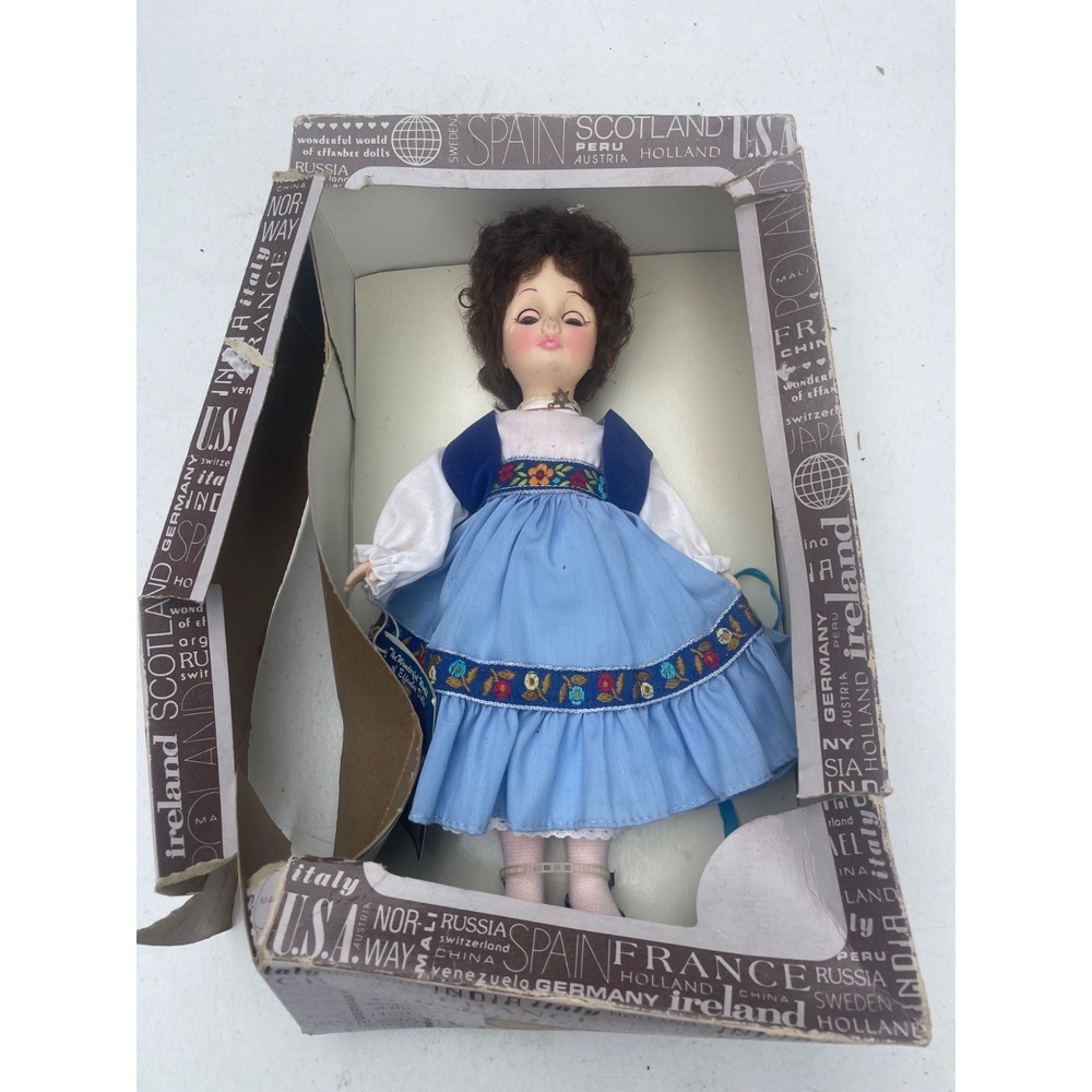 The‎ Wonderful World of Effanbee Dolls International  1122 Israel
